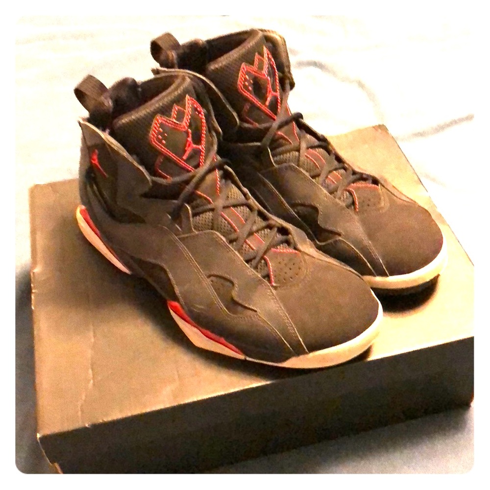 Air Jordan True Flight Black/Gym Red